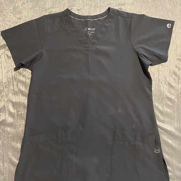 Medical Scrubs! Size: Small - Picture 5 of 8